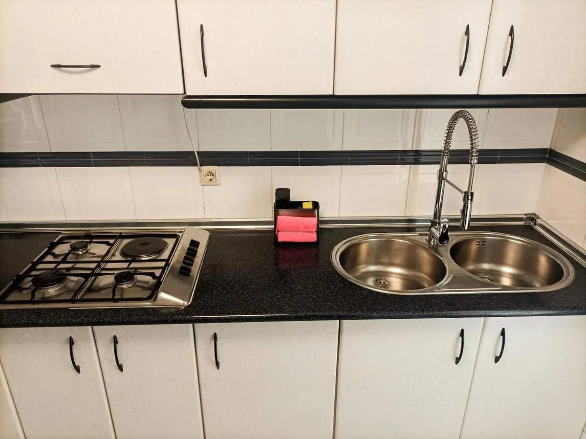 Apartamento Cisneros Royal La Zubia  España