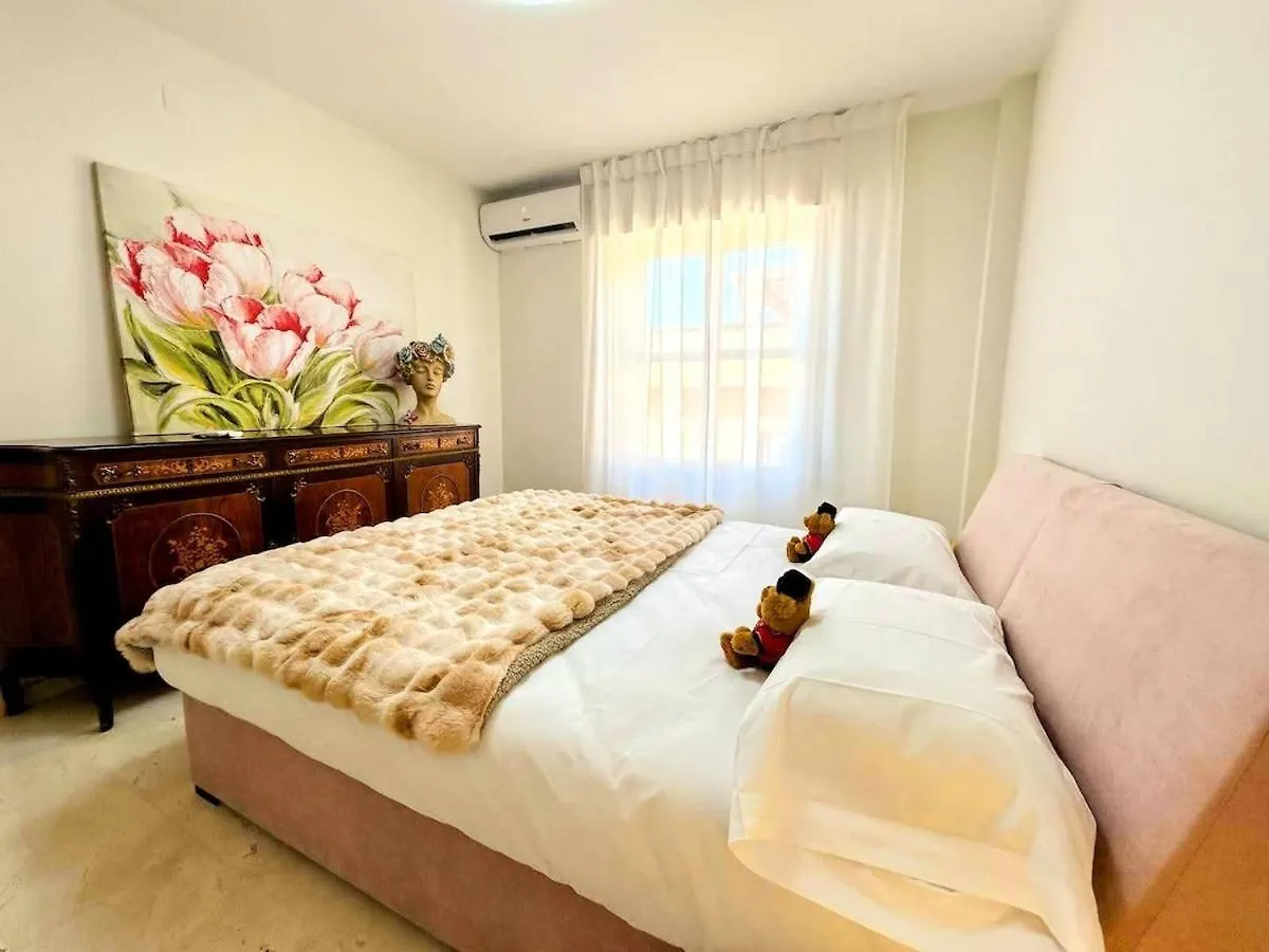 Apartamento Cisneros Royal La Zubia  0*, La Zubia (Granada)